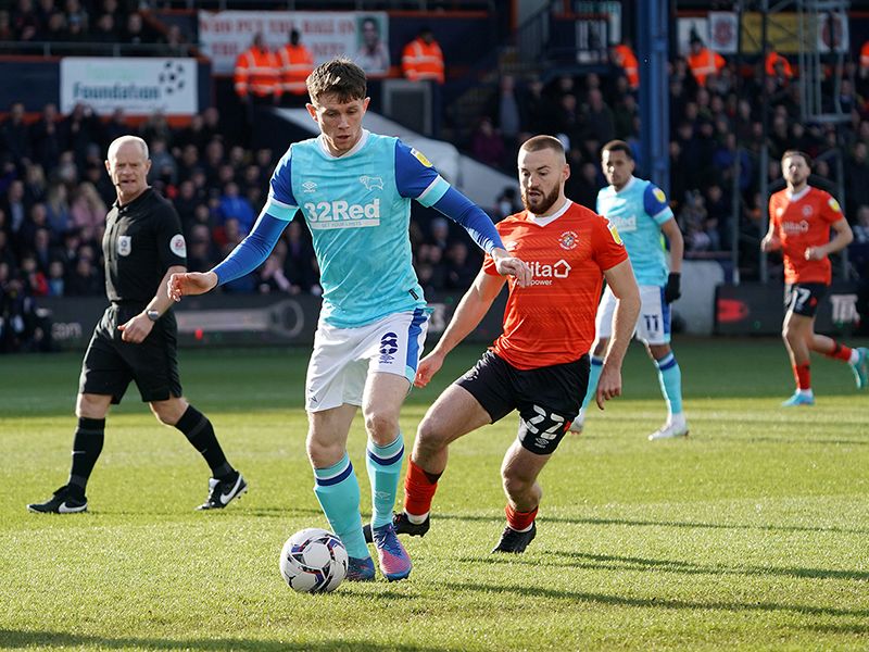 nhan-dinh-derby-vs-luton-ngay-18-4